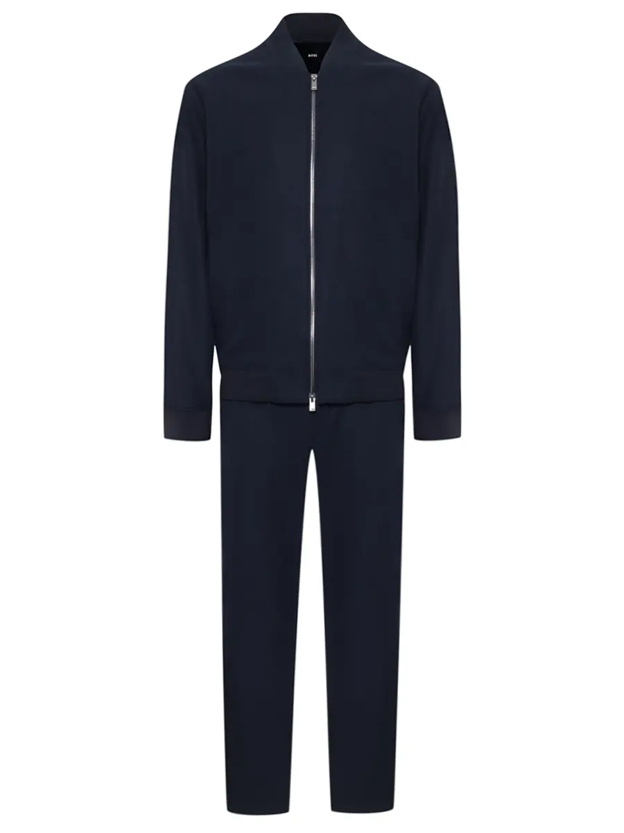 Костюм однотонный