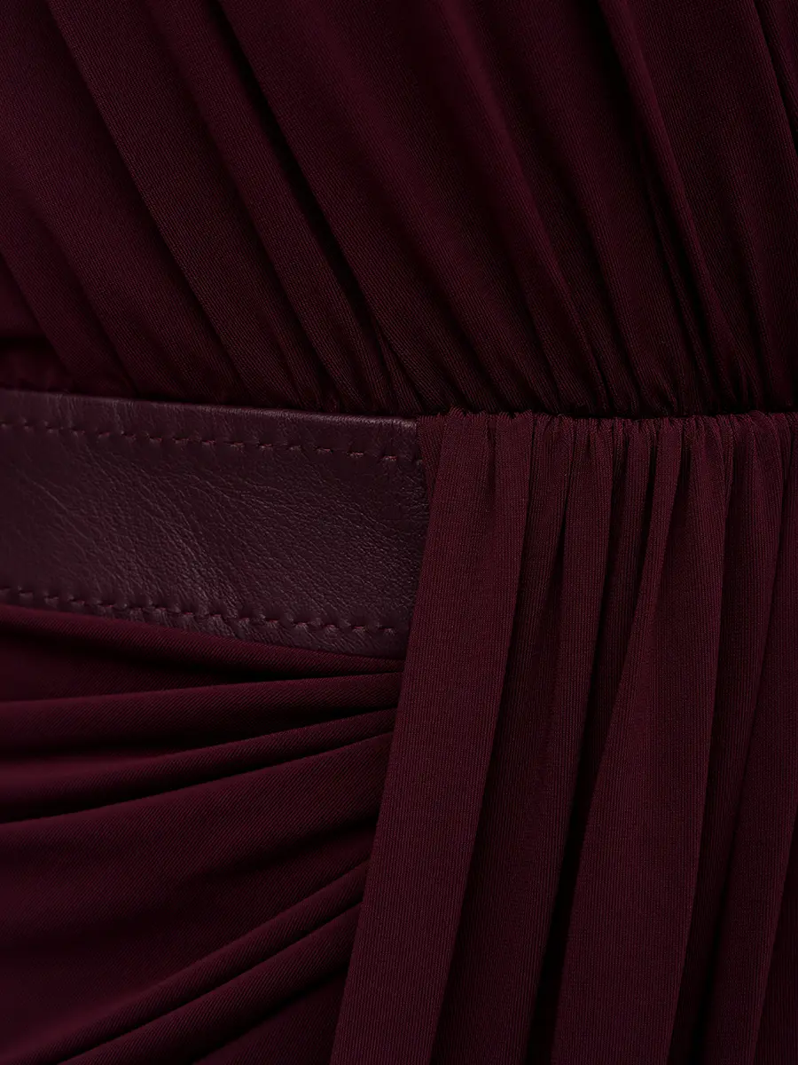 Платье из вискозы