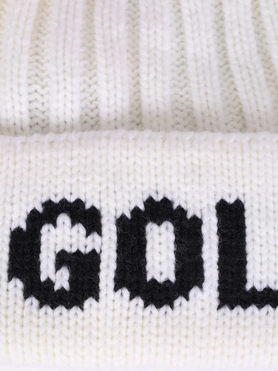 Шапка вязаная