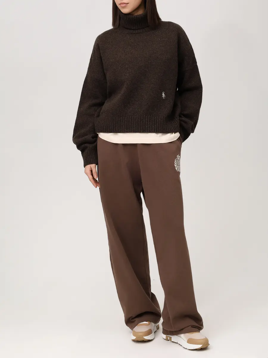 Свитер шерстяной