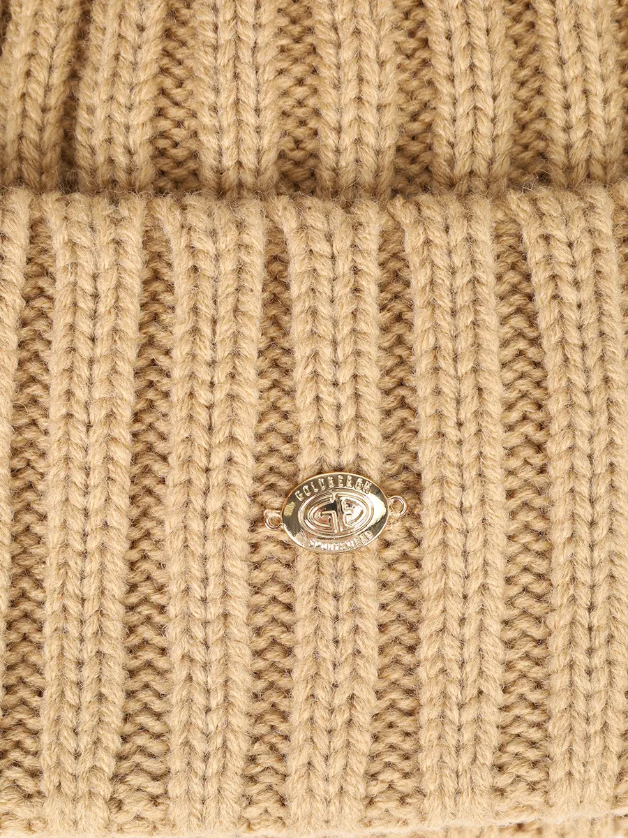 Шапка вязаная