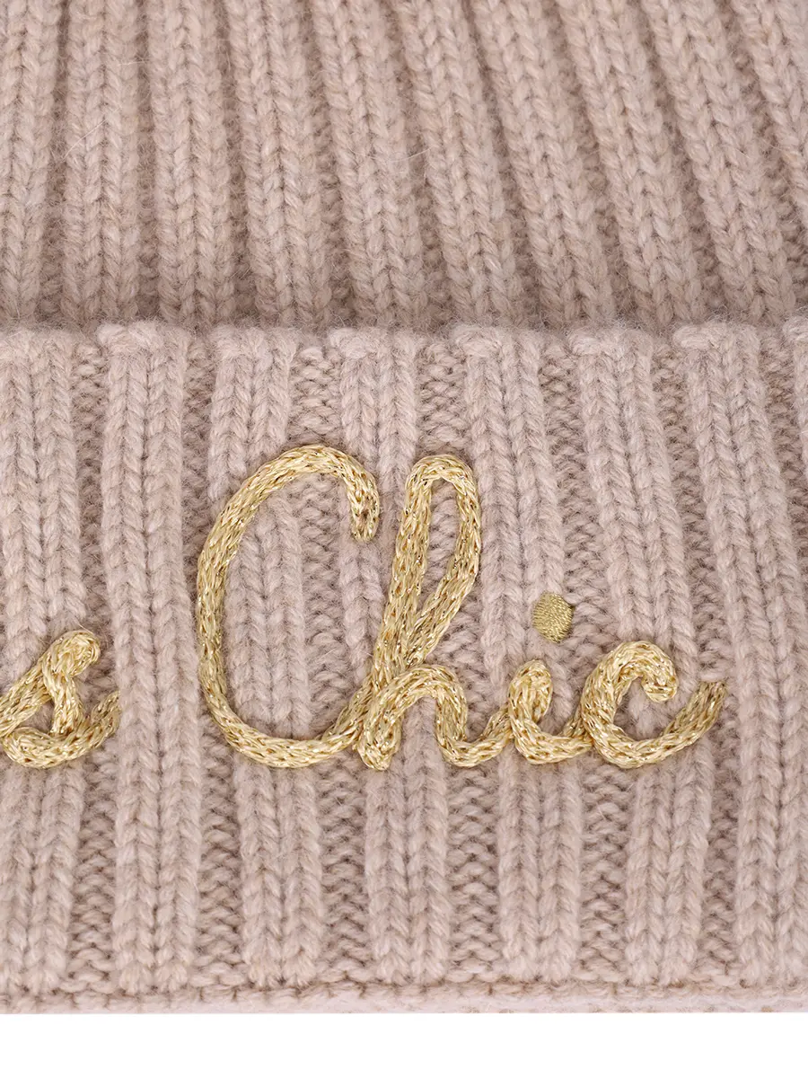 Шапка из шерсти и вискозы