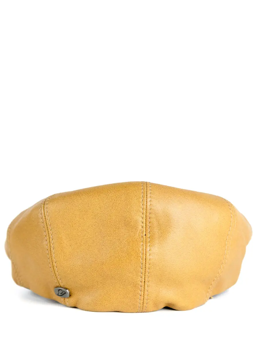 Кепка кожаная