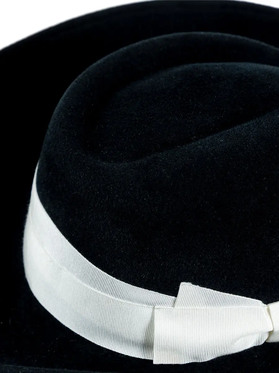 Шляпа фетровая