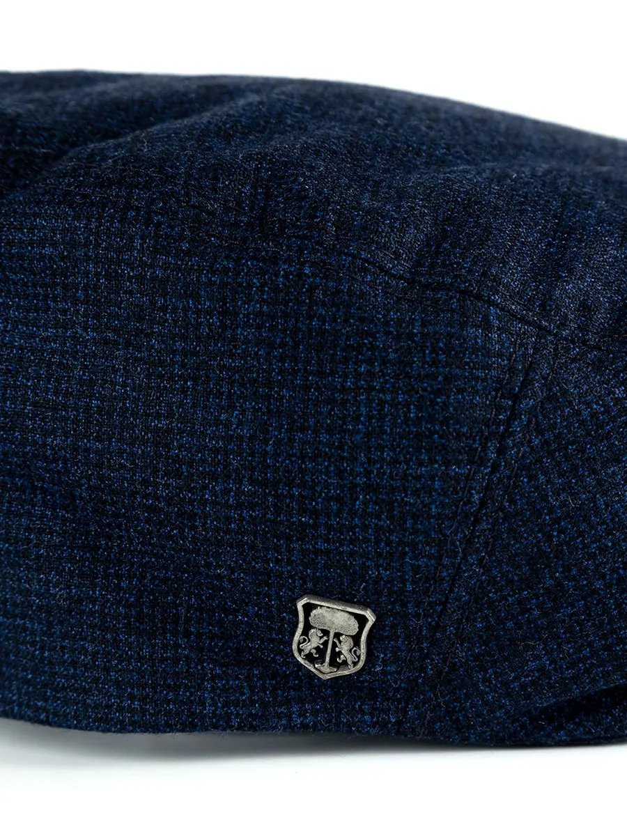 Кепка шерстяная