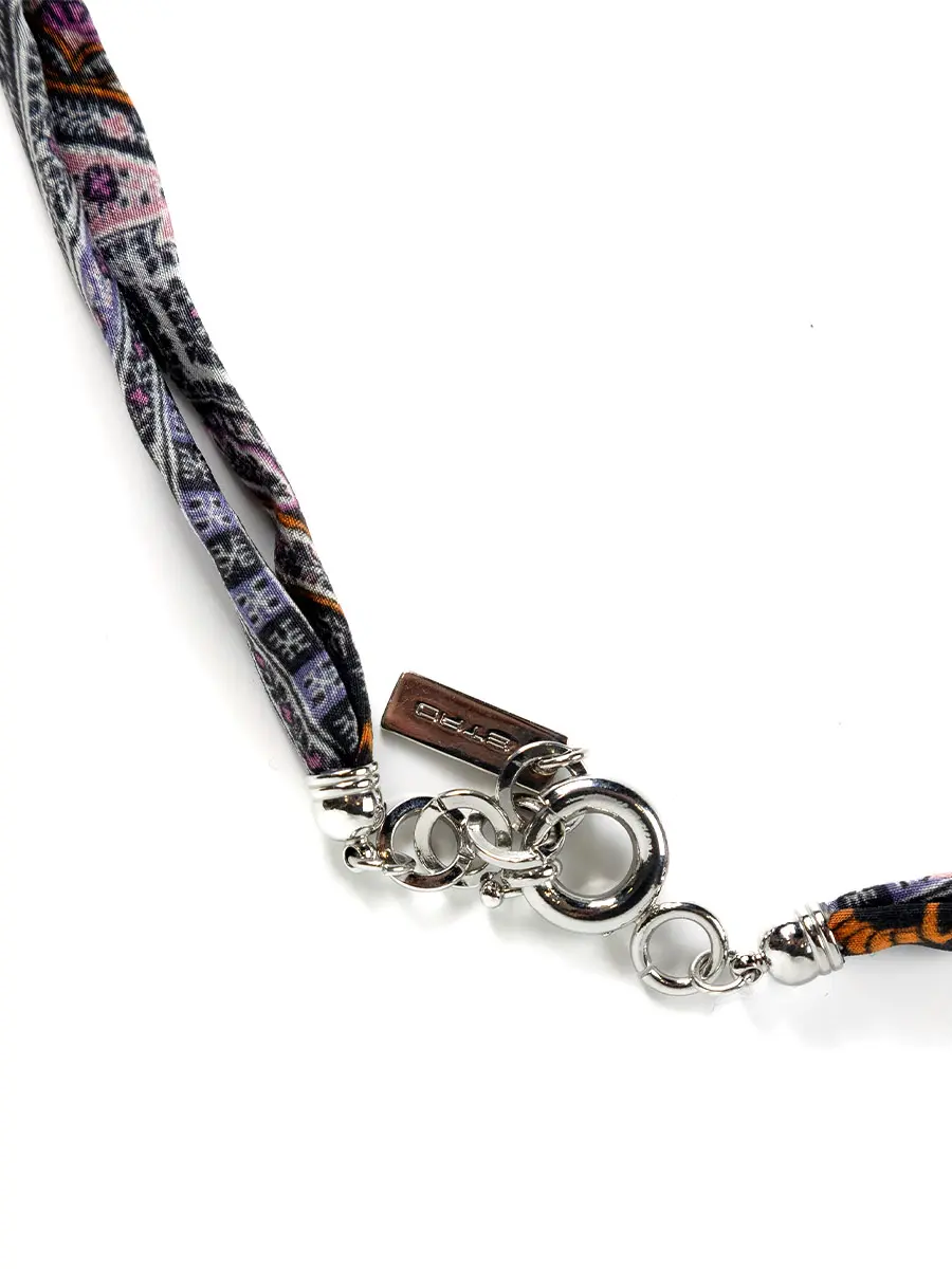 Колье из камней