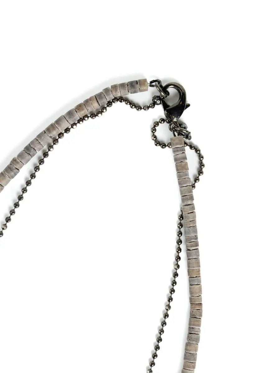 Колье из камней