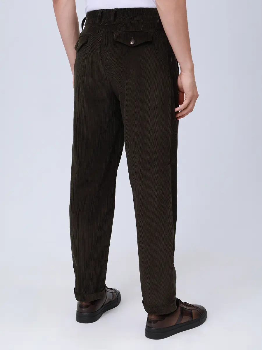 Костюм вельветовый