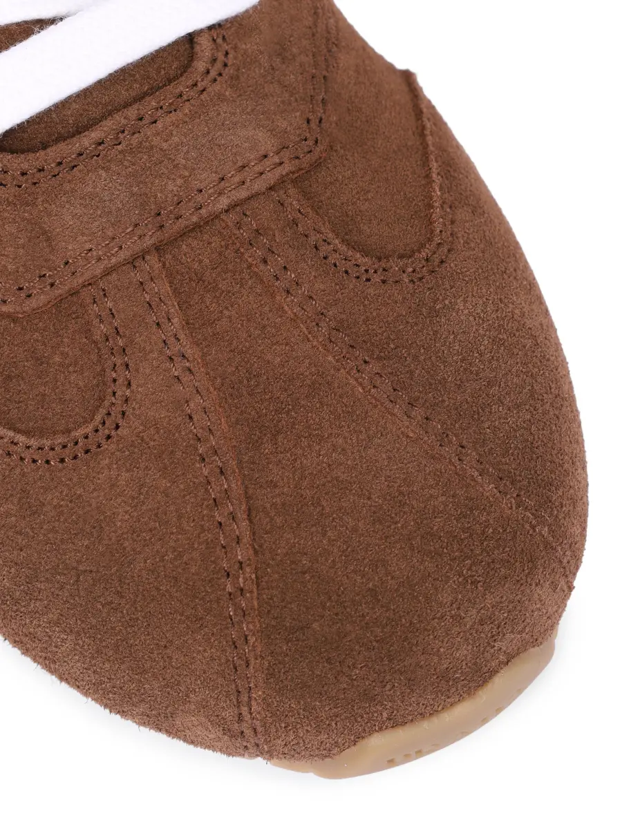 Кроссовки замшевые