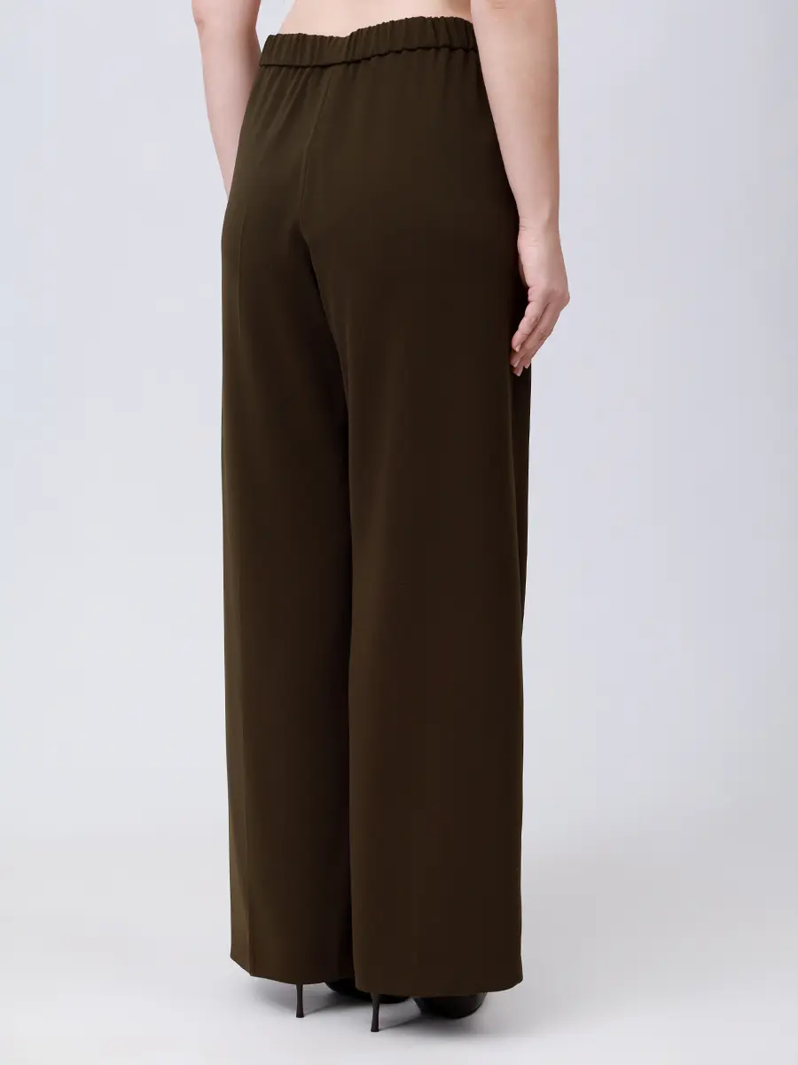 Костюм однотонный