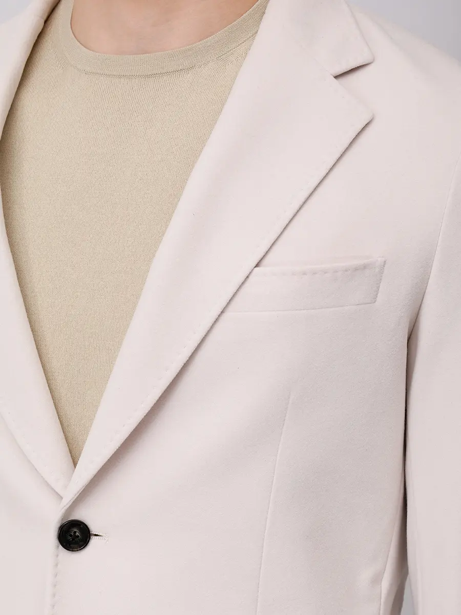 Костюм однотонный