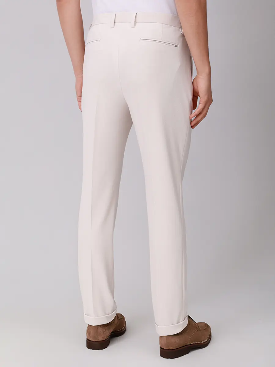 Костюм однотонный