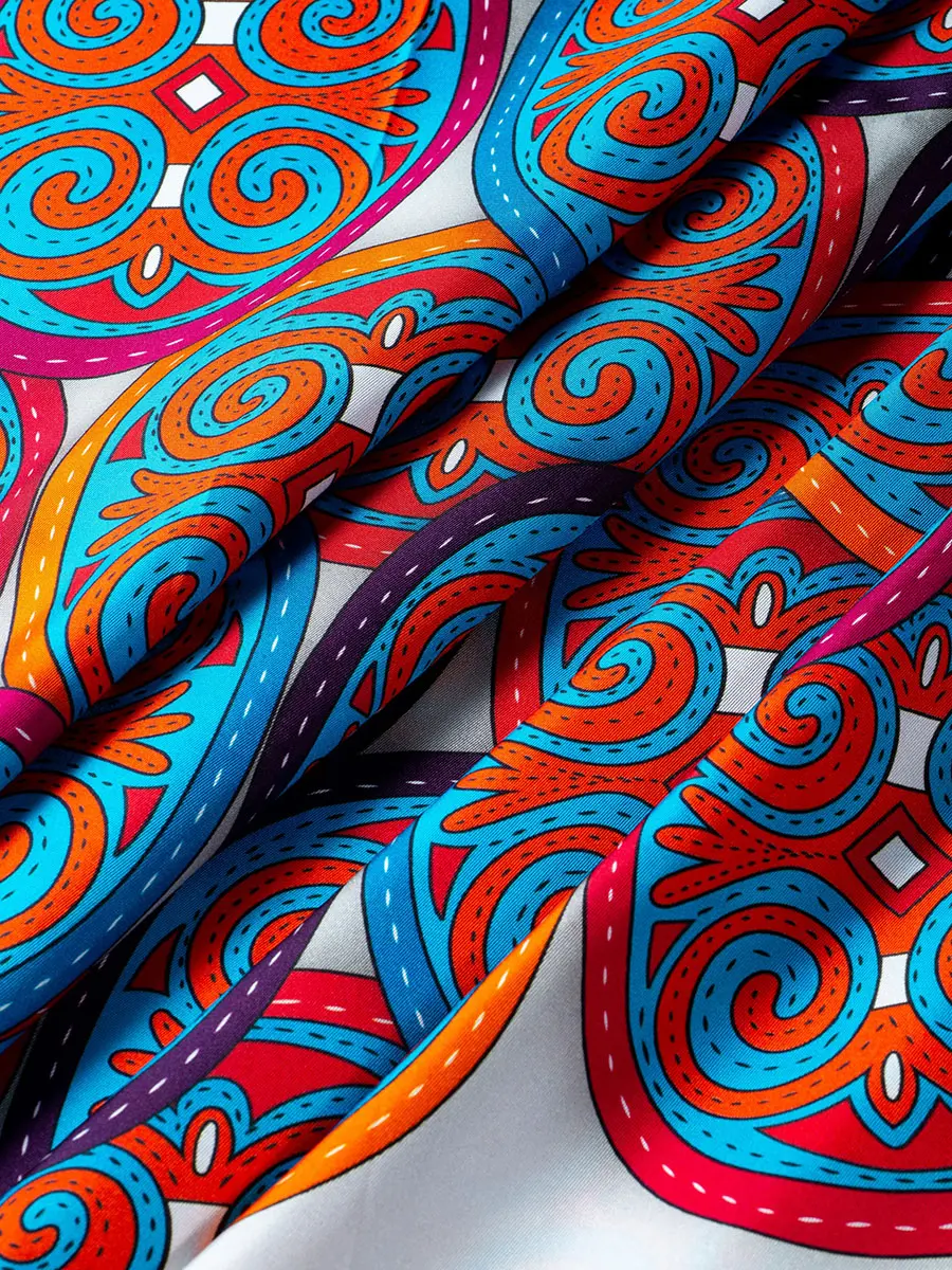 Платок шелковый Gentle Touch