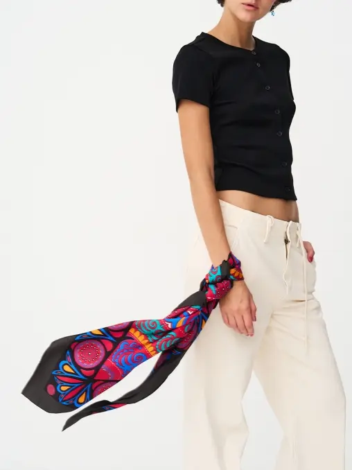 Платок шелковый Intuition YAKA