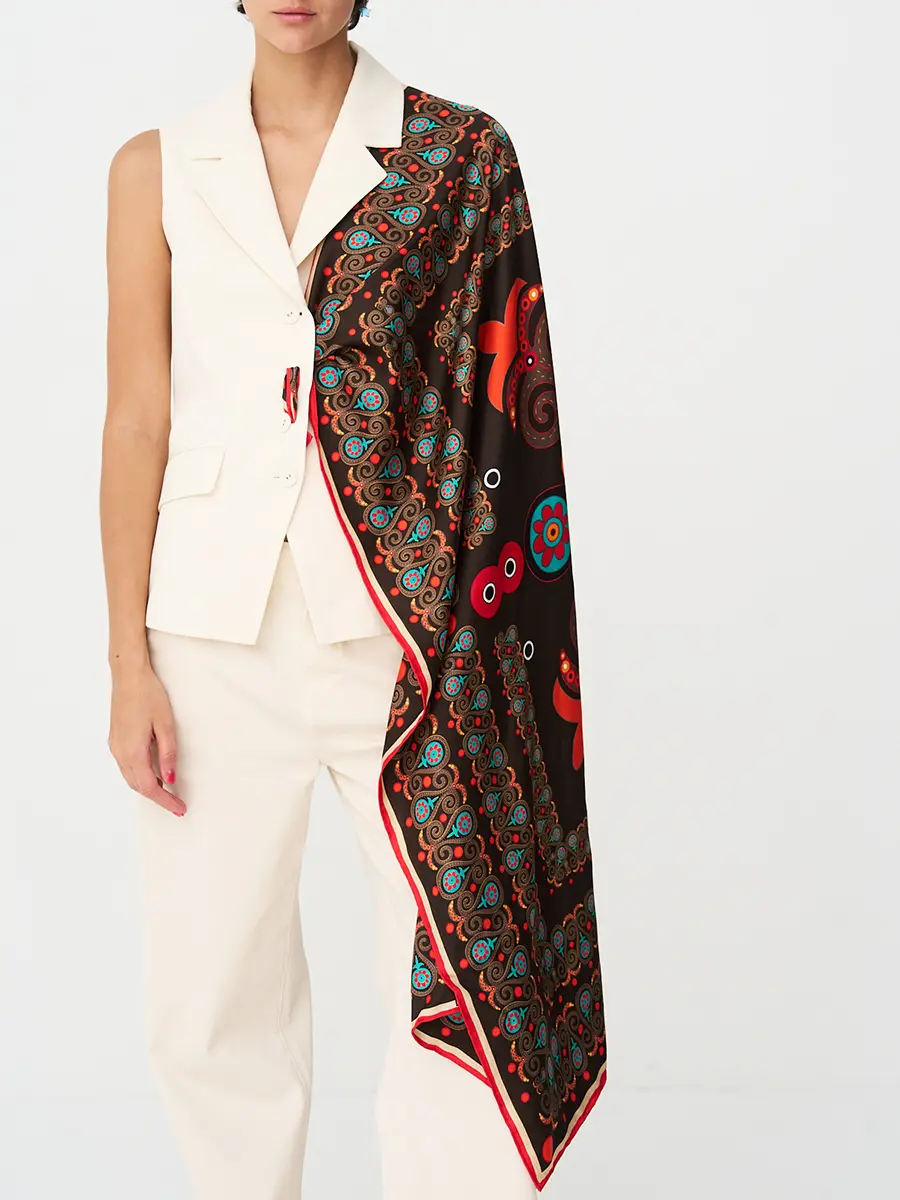 Платок шелковый Bright Flower 2