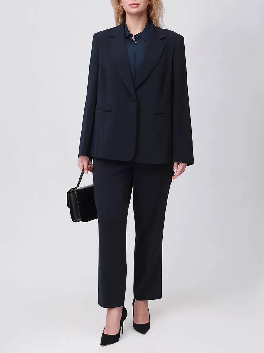 Костюм однотонный