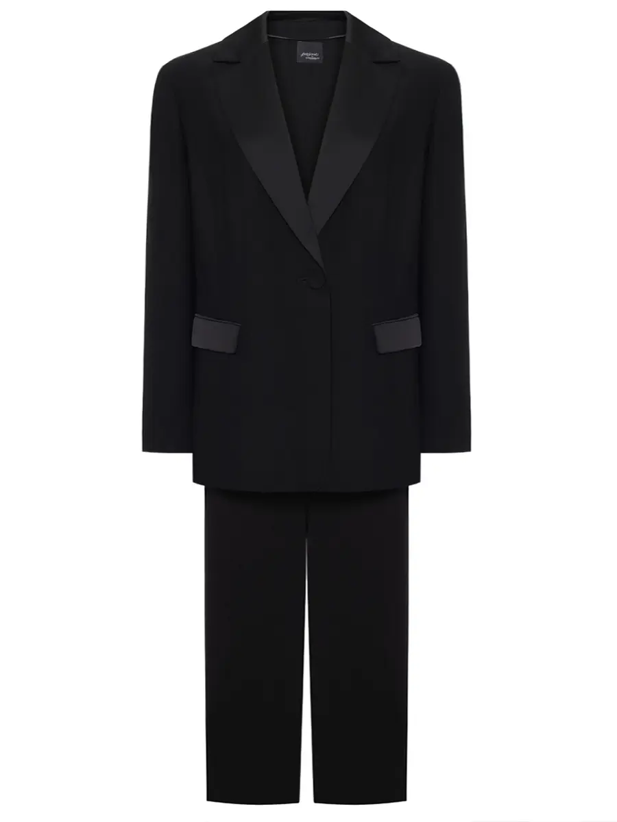 Костюм однотонный