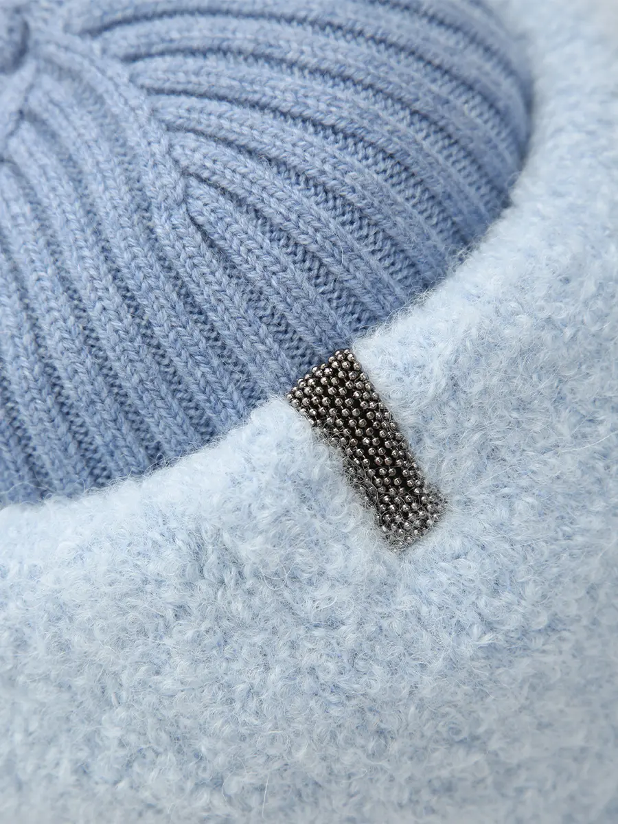 Шапка из шерсти и кашемира