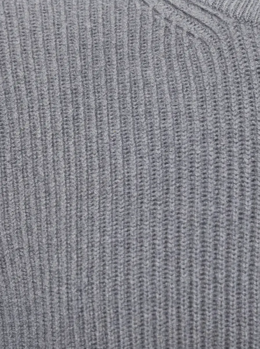 Джемпер шерстяной