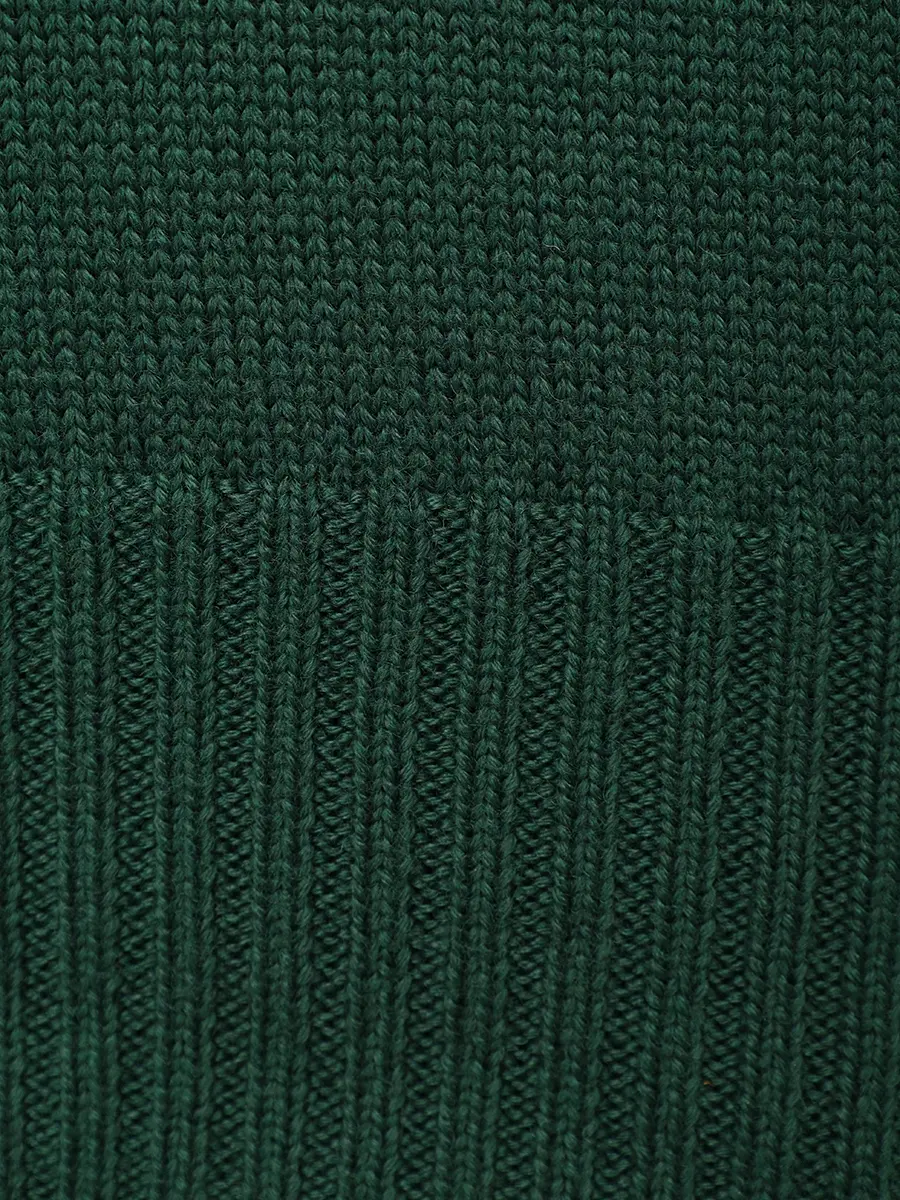 Свитер шерстяной