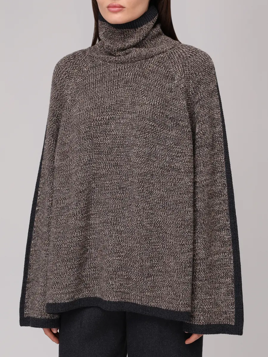 Свитер шерстяной