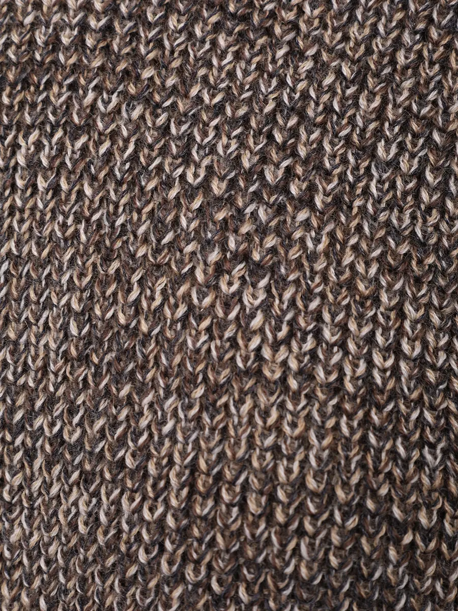 Свитер шерстяной