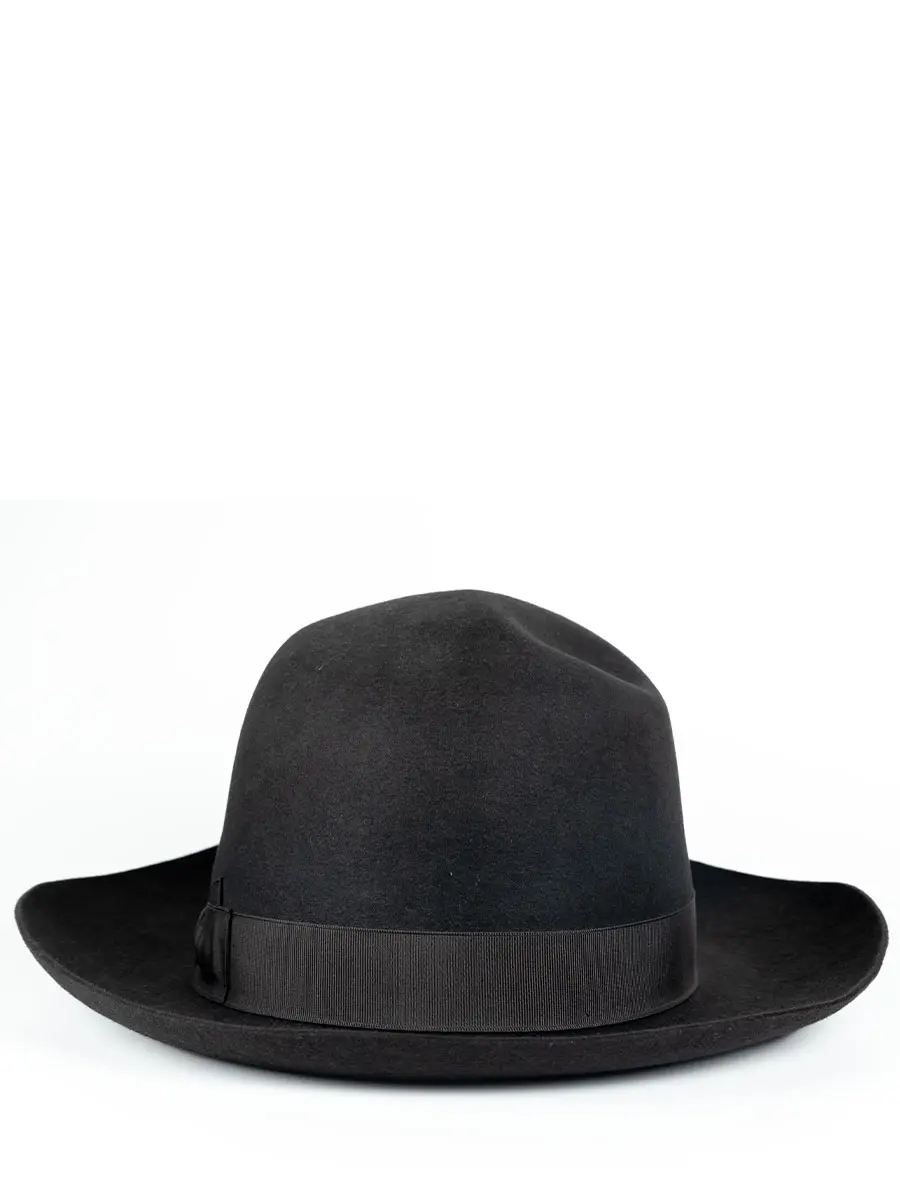 Шляпа из шерсти