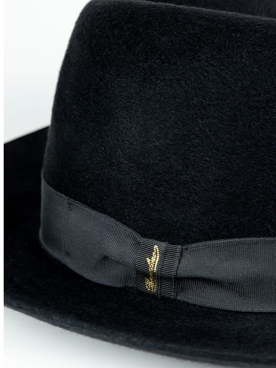 Шляпа из кашемира