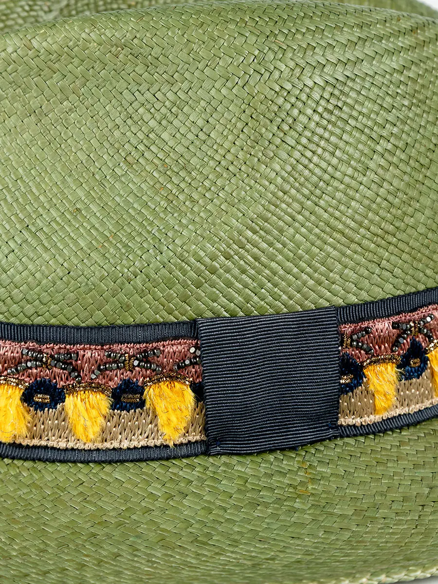 Шляпа соломенная