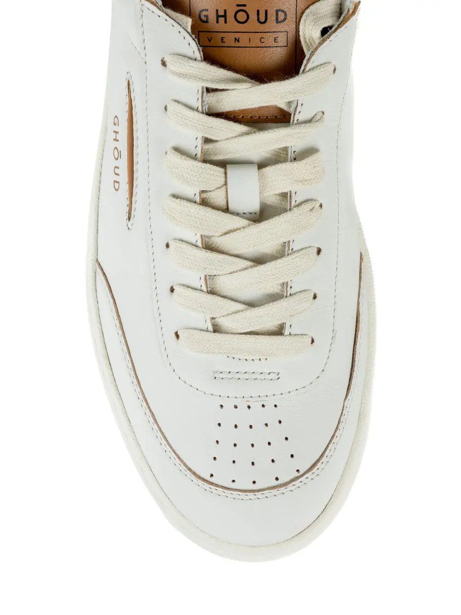 Кроссовки кожаные