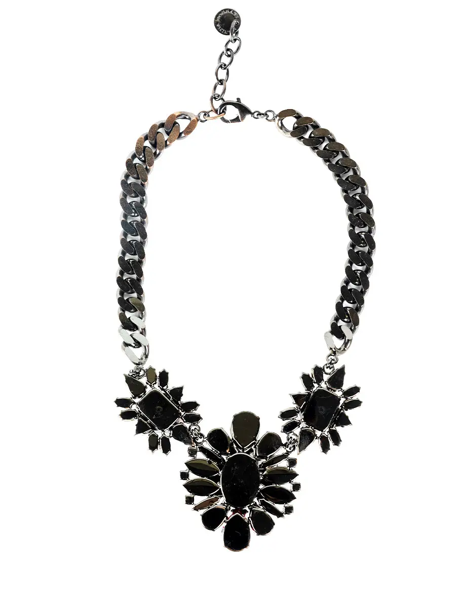 Колье из камней