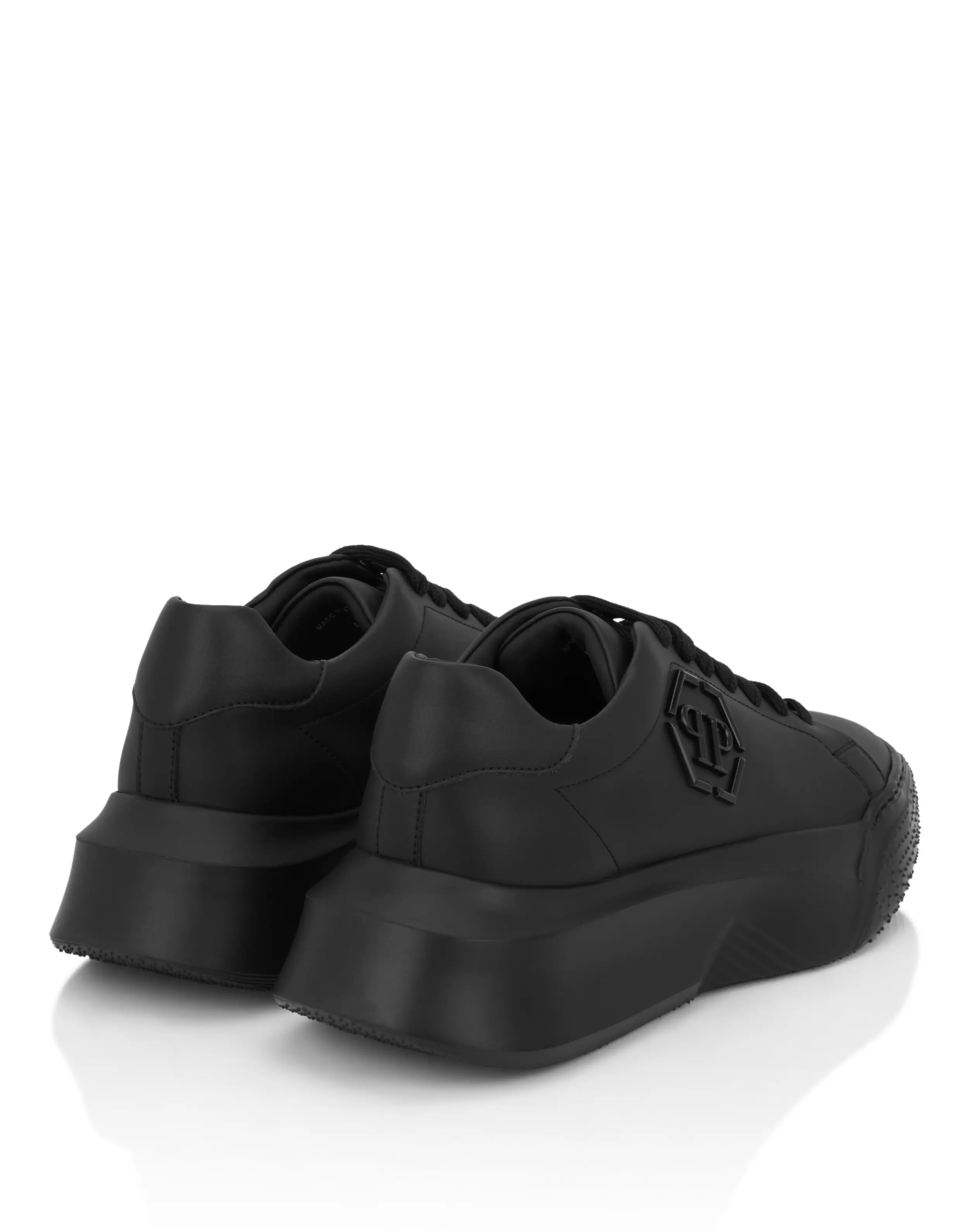 Кроссовки кожаные