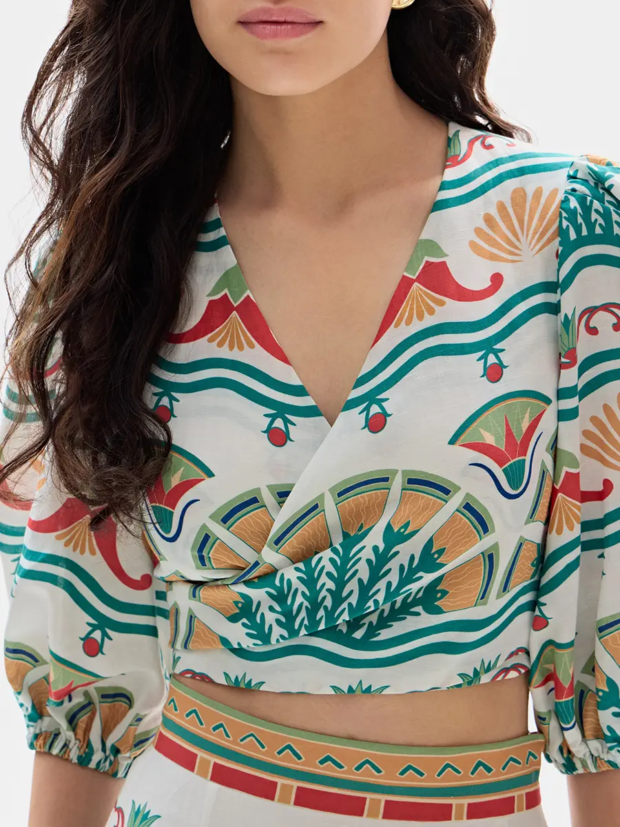 Блуза из вискозы и льна