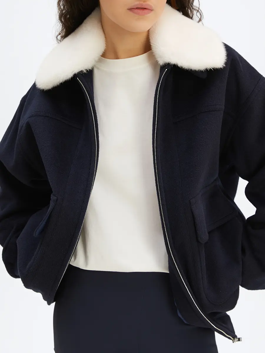 Бомбер с мехом норки