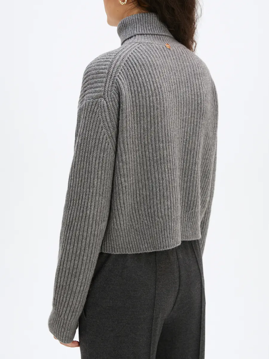 Свитер кашемировый