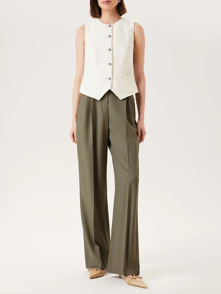 Жилет твидовый