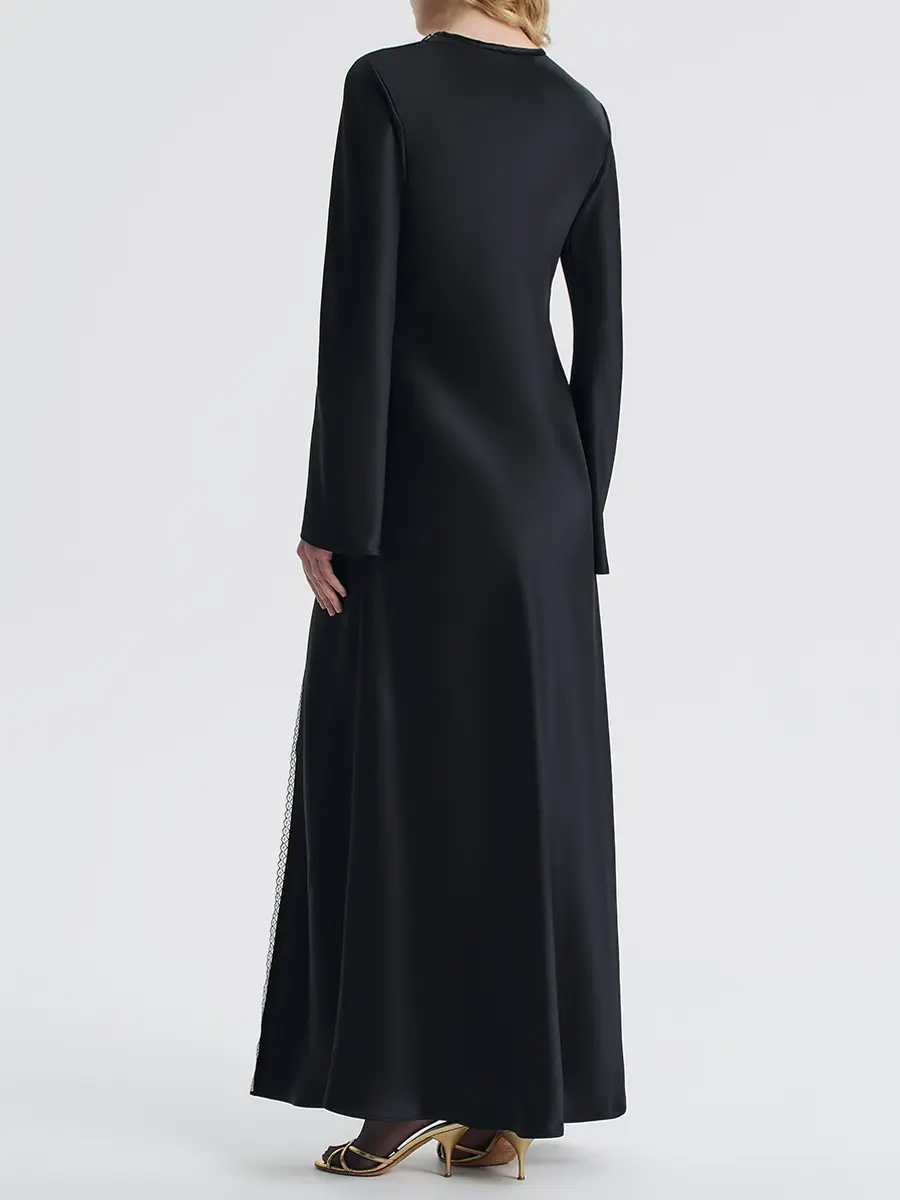 Платье с кружевом