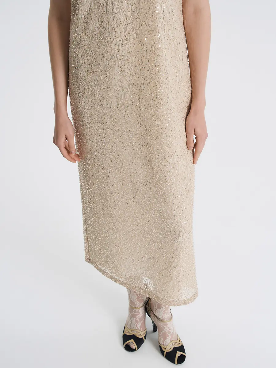 Платье-комбинация с вышивкой