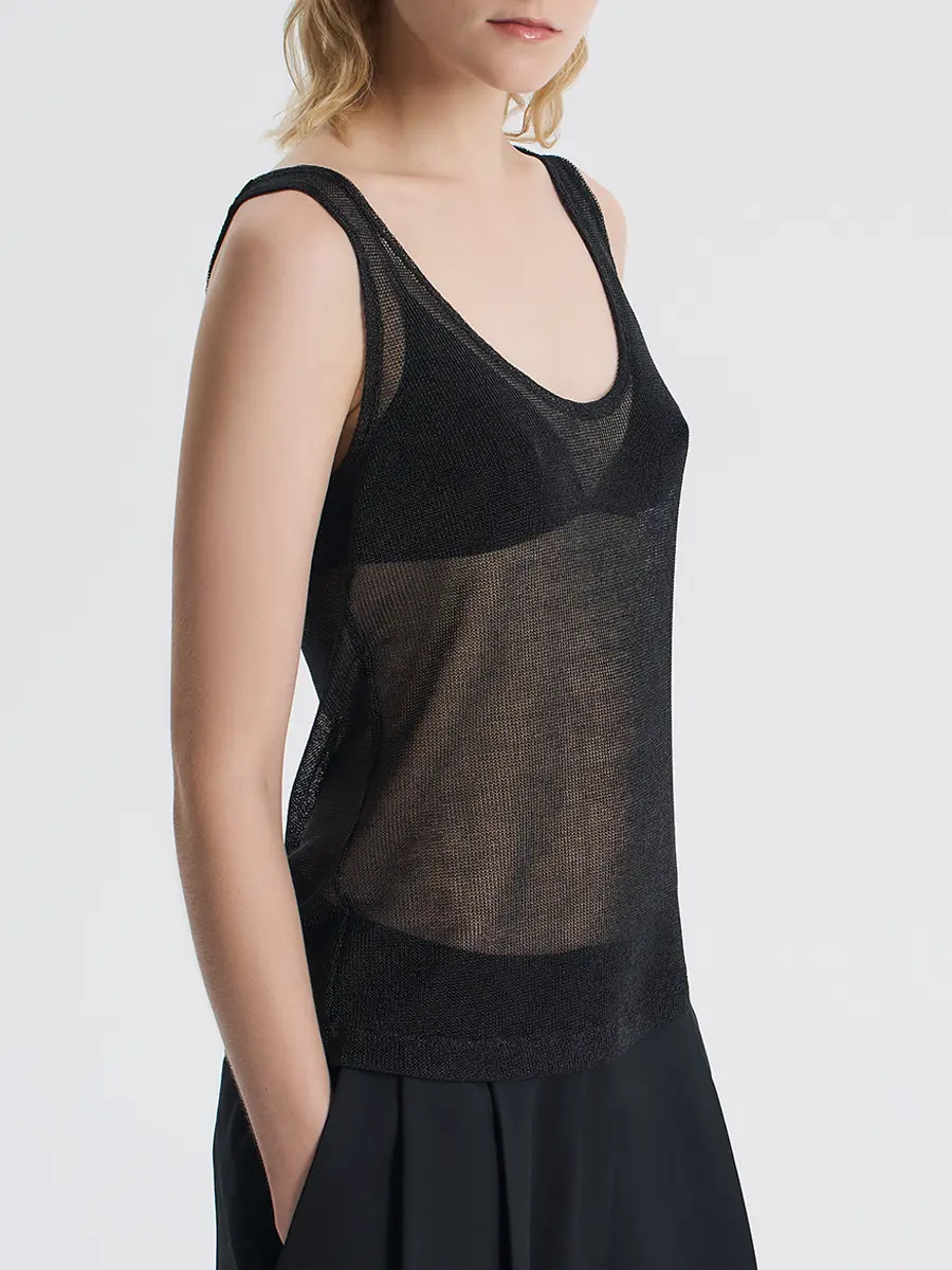 Майка из декоративной сетки