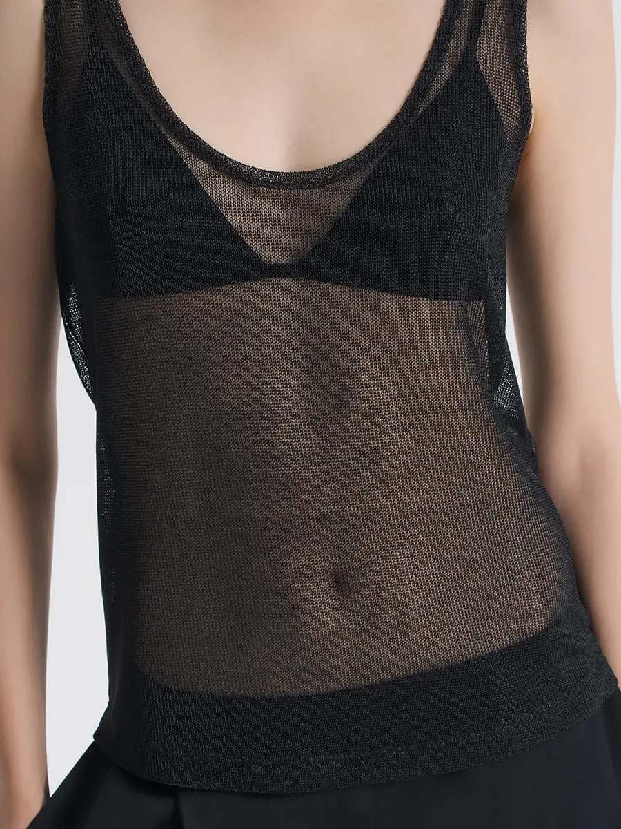 Майка из декоративной сетки