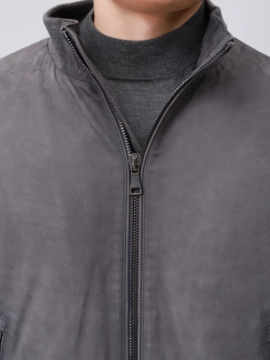 Бомбер из кожи