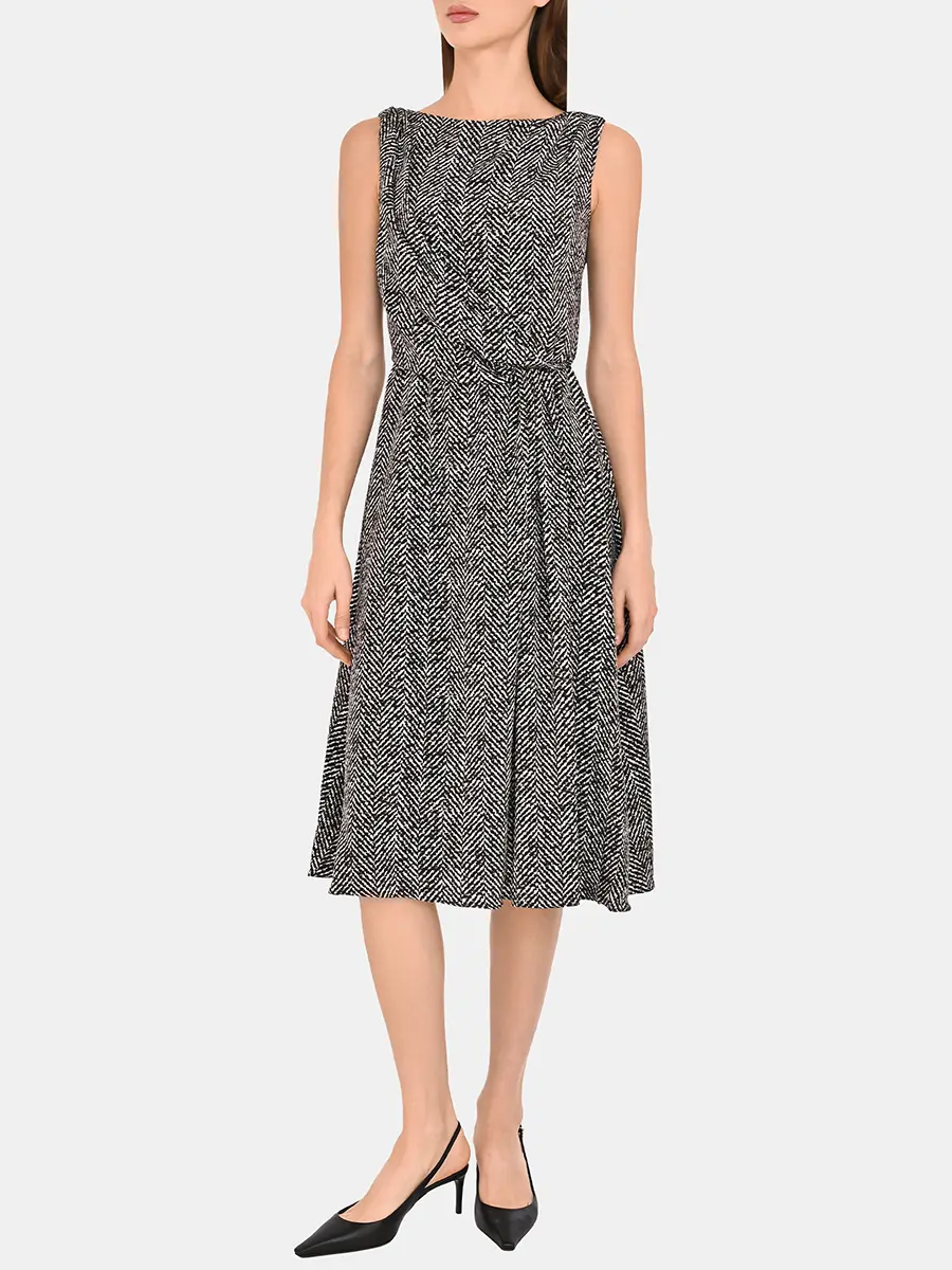 Платье шелковое