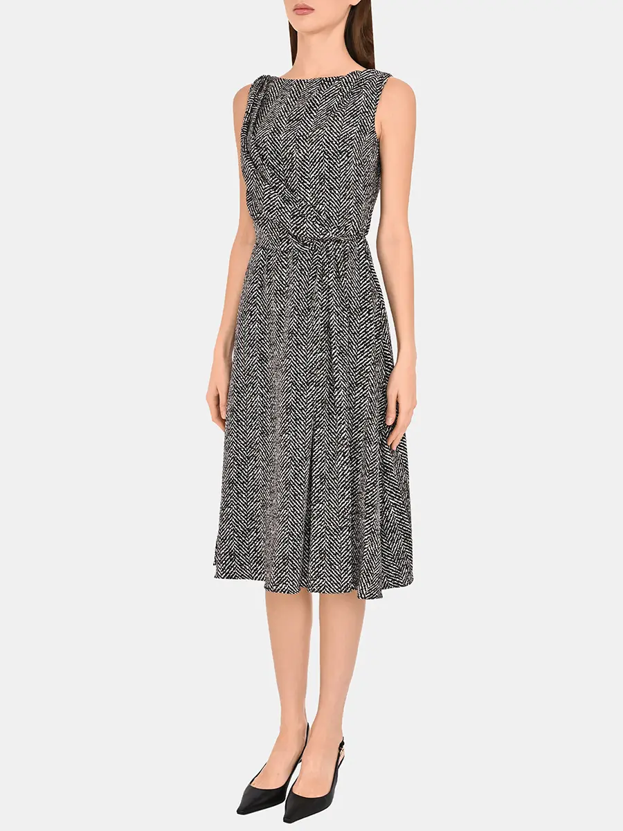 Платье шелковое