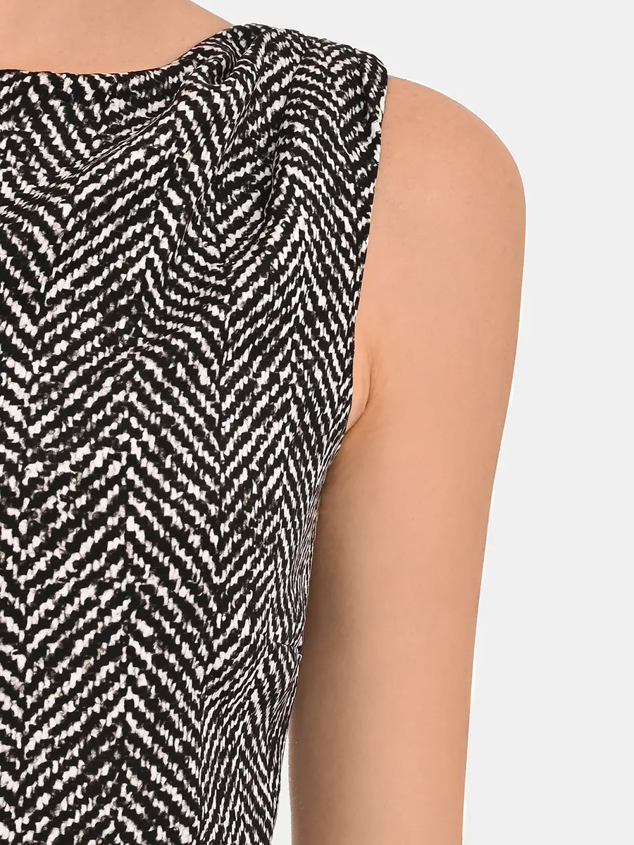 Платье шелковое