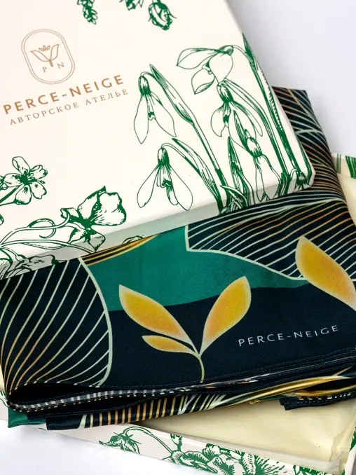 Платок шелковый PERCE-NEIGE