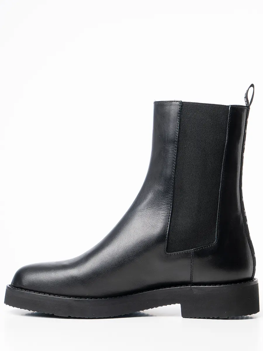 Ботинки кожаные