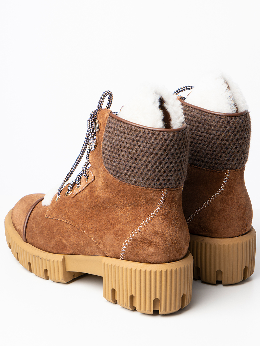 Ботинки замшевые