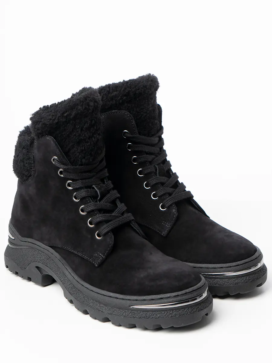 Ботинки замшевые