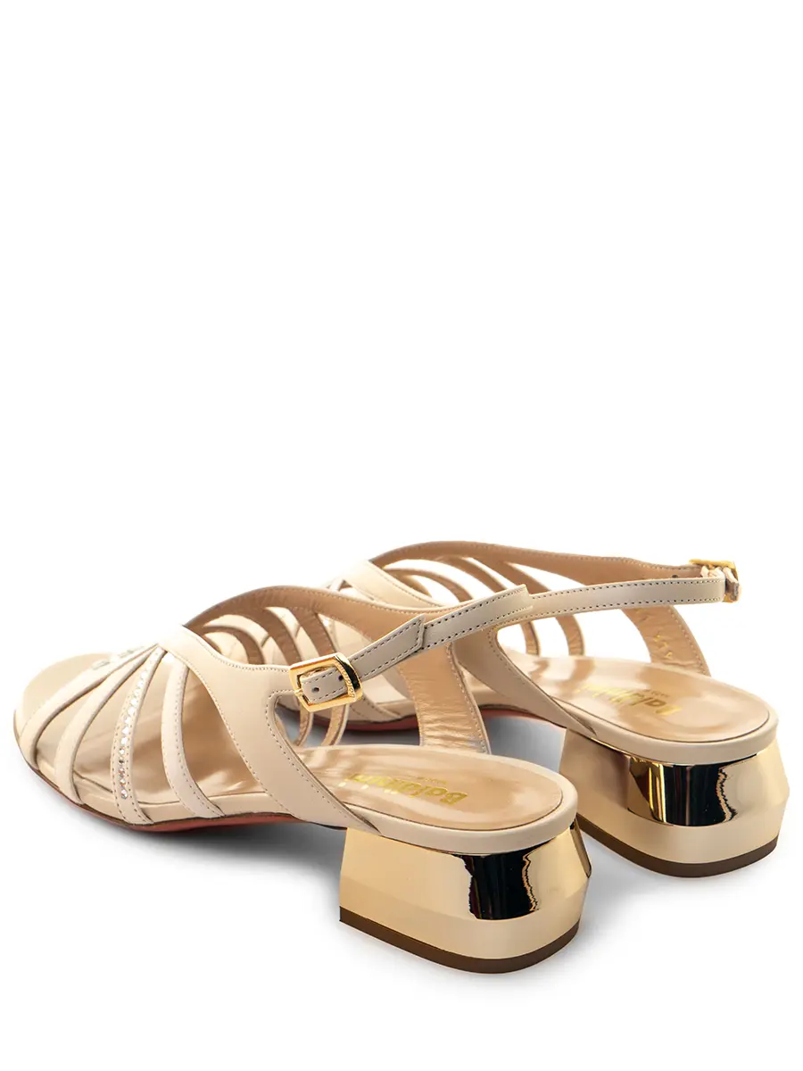 Босоножки кожаные