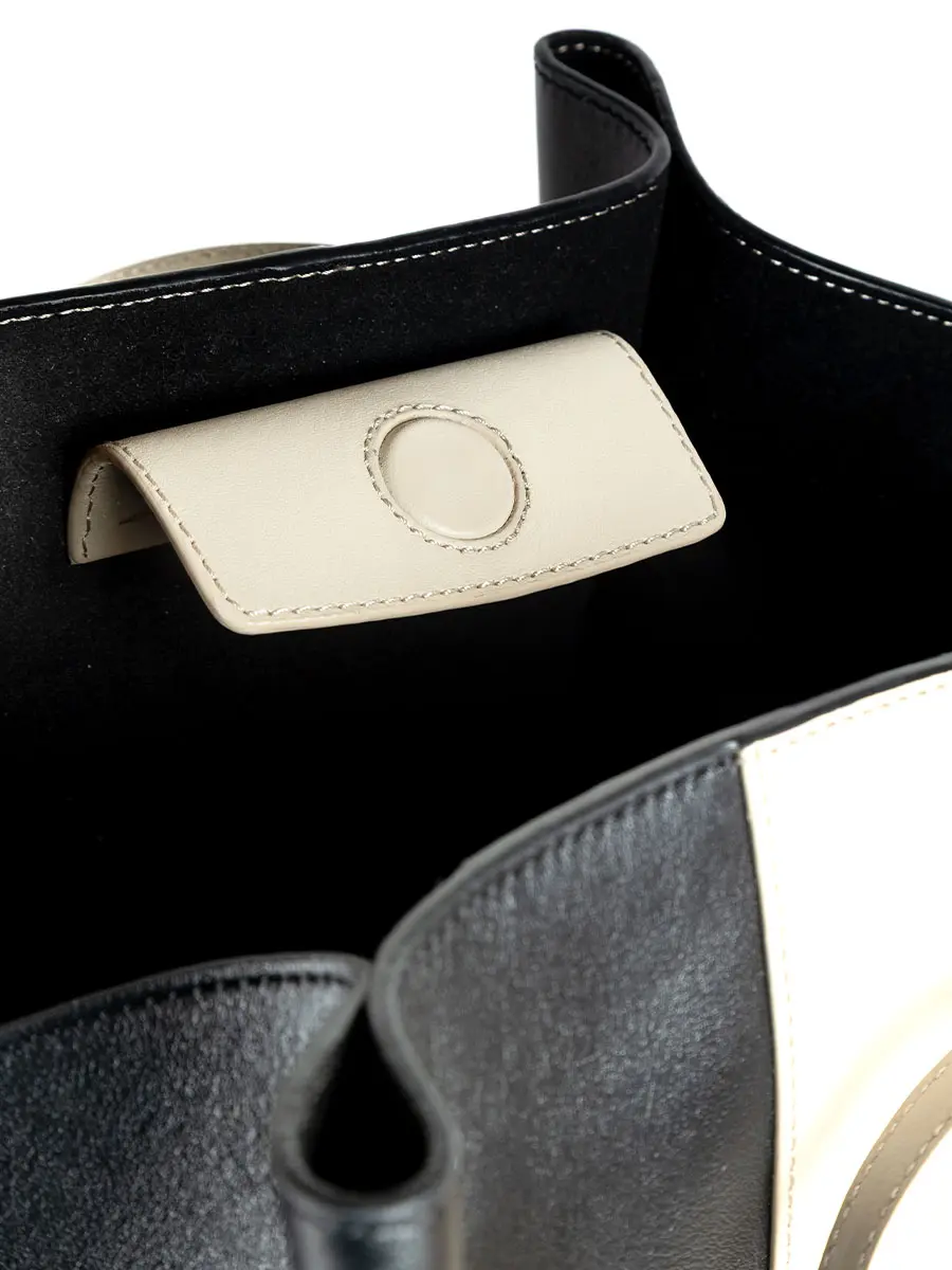 Сумка кожаная Mochi